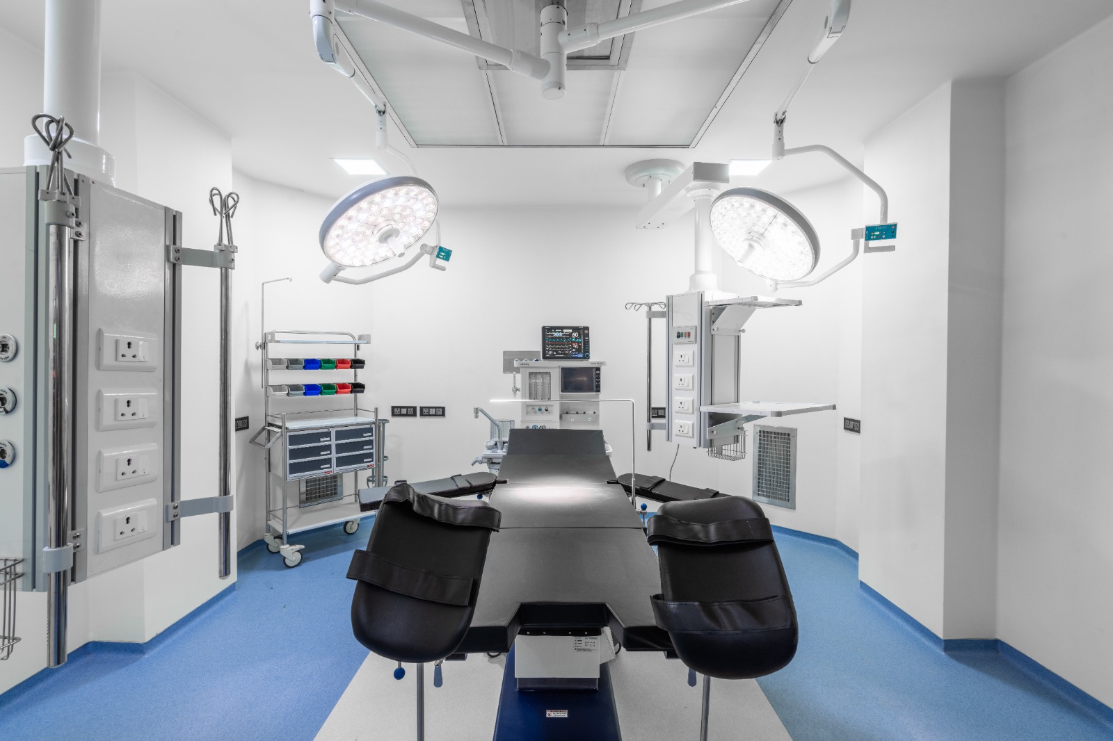 Anti Microbial Coated SS/GI Panel Operating Rooms